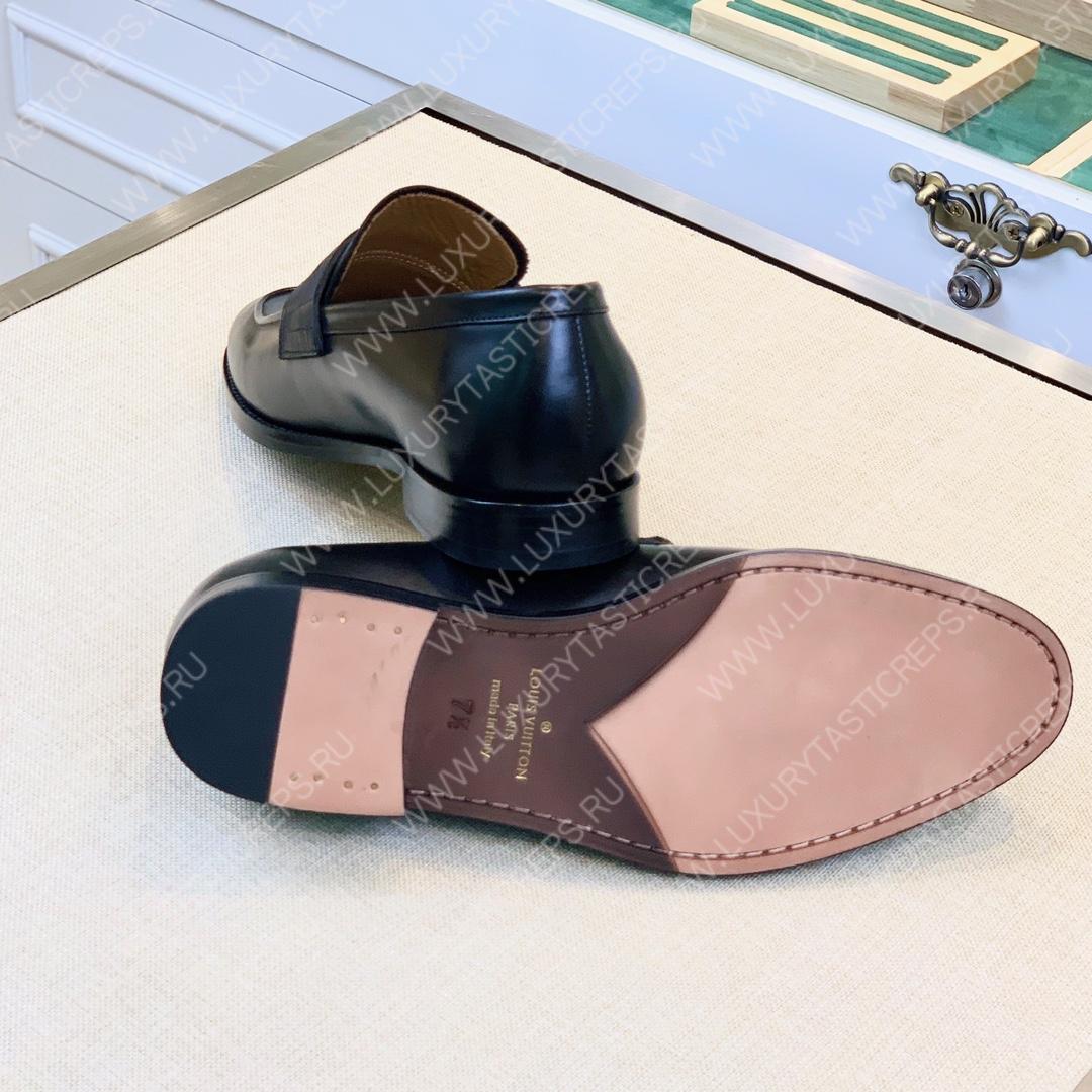 l**is V*t*n loafers black 1c5c8w