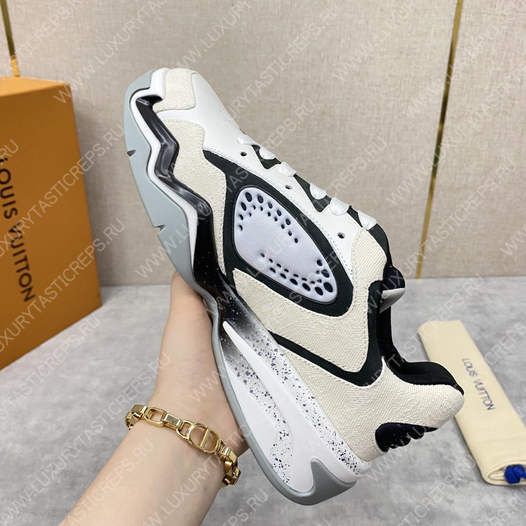 l**is V*t*n trainer sneaker white/black 4508213
