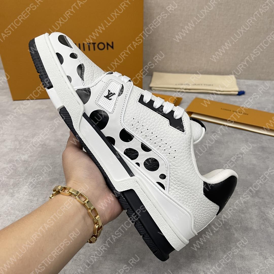 l**is V*t*n infinity dot sneakers black and white 1ab9h7