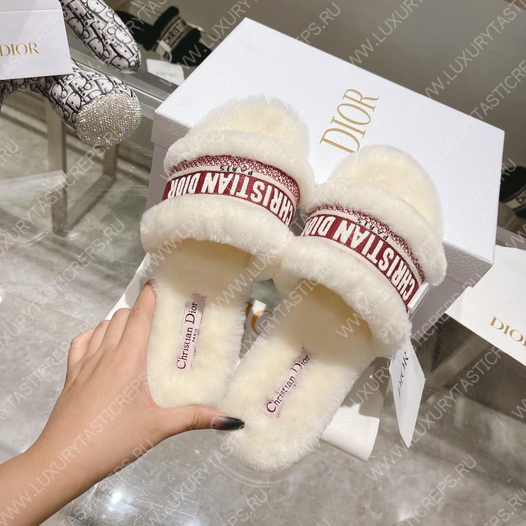 ch**an D*or dway slide whitge and pink kcq551esk