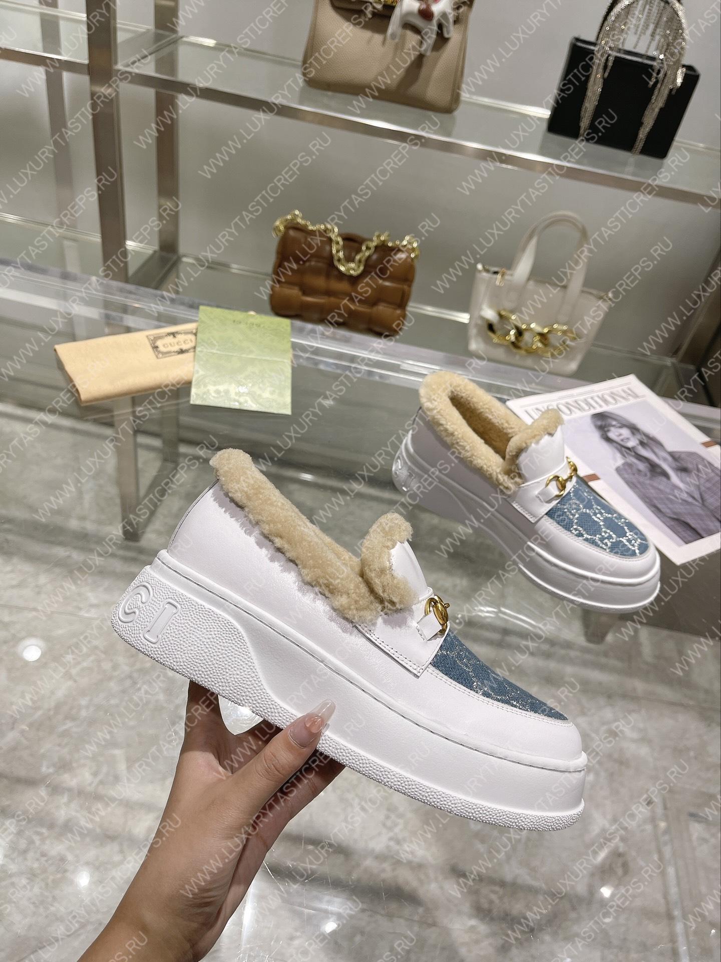 G*u*i horsebit ankle boot white 550036