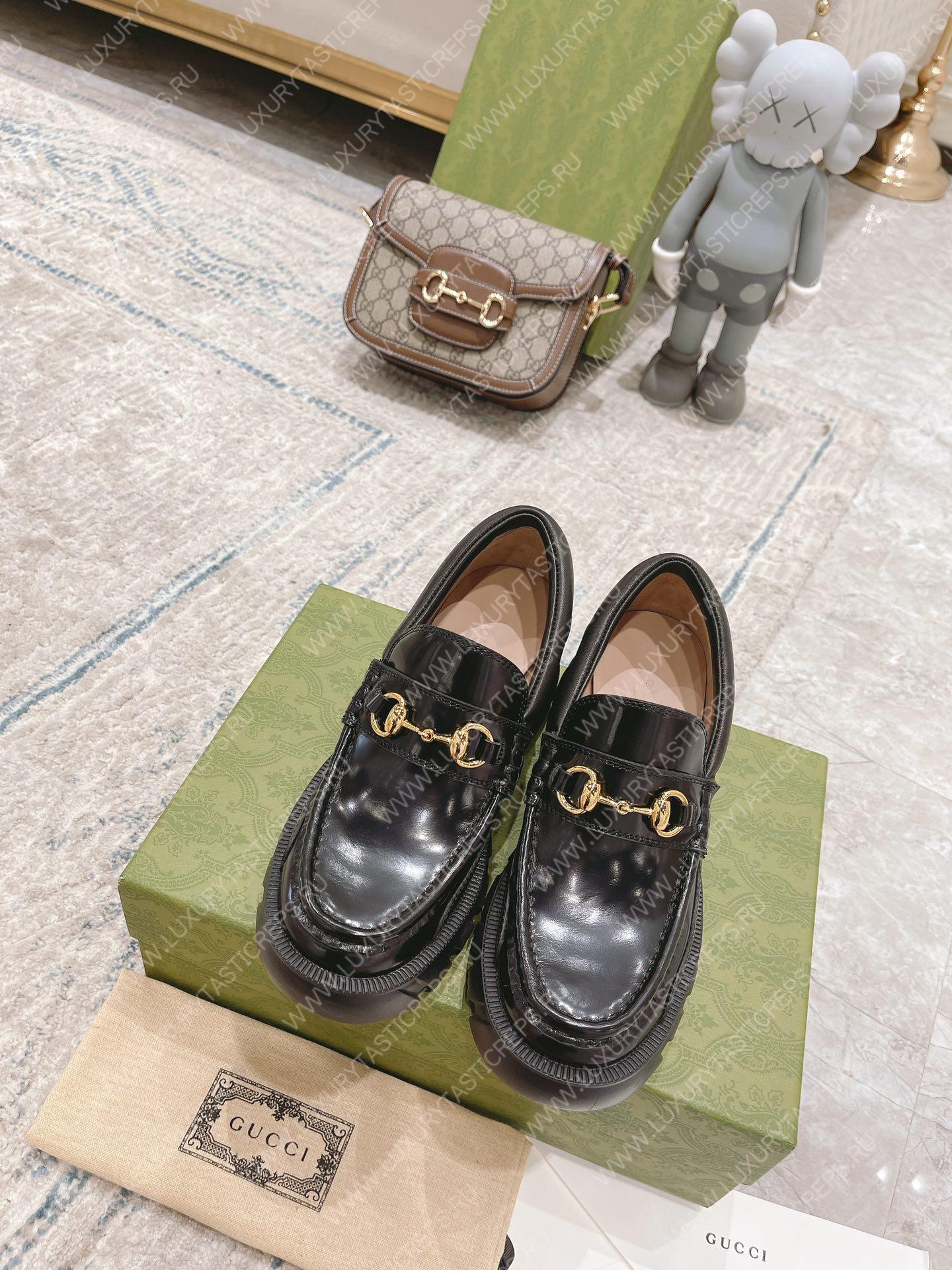 G*u*i loafer with horsebit black 656869