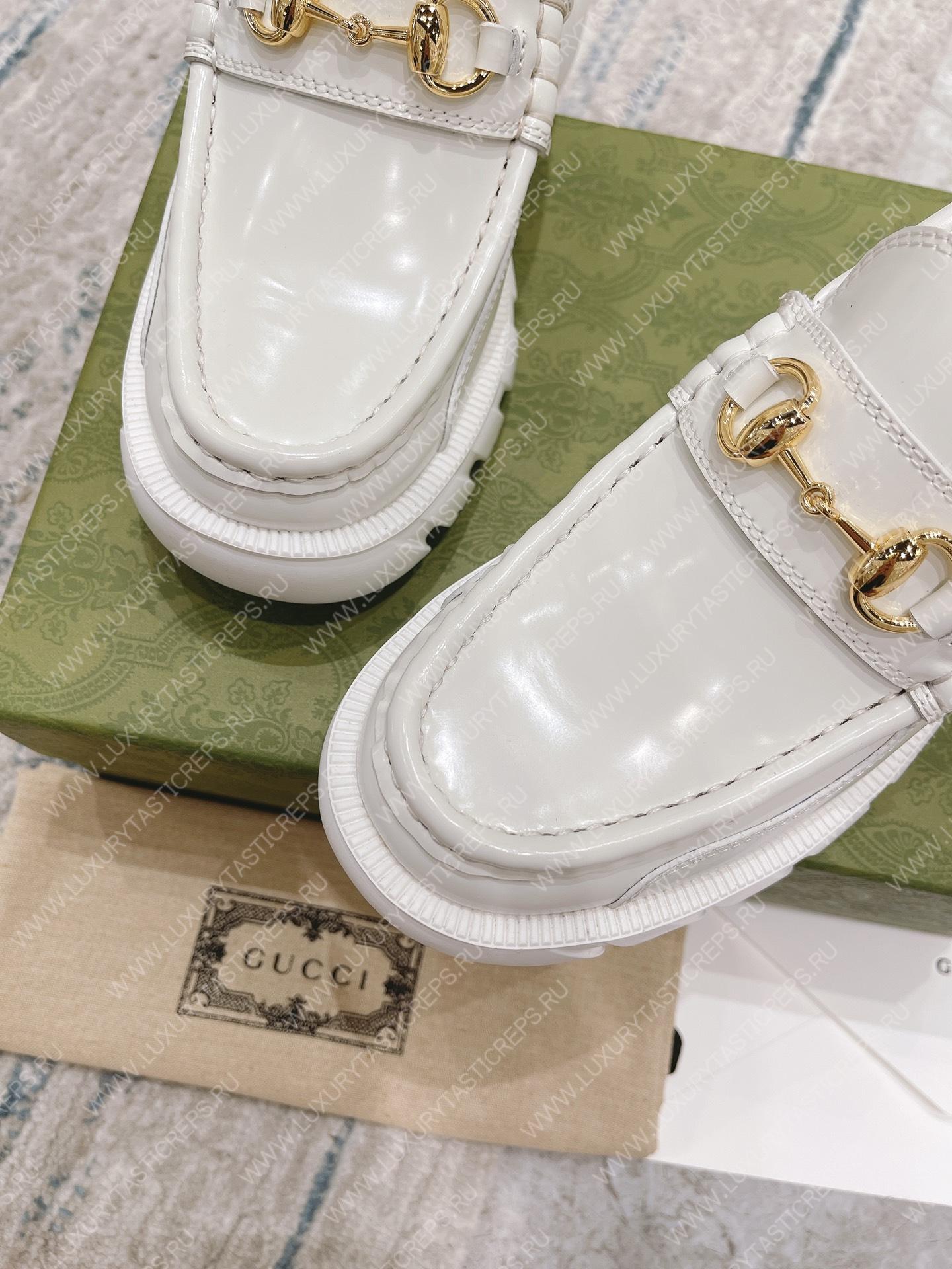 G*u*i loafer with horsebit white 656869