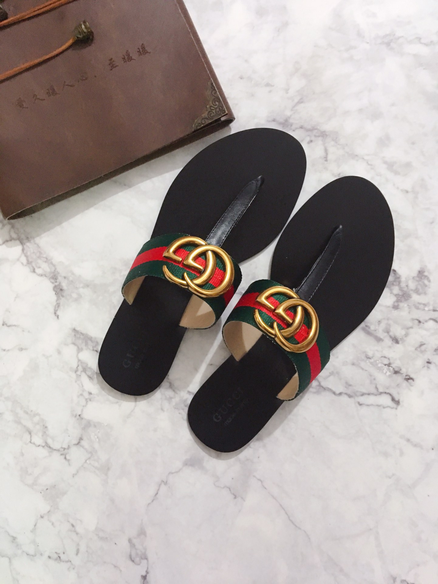 G*u*i marmont leather sandal red and blue ‎612138