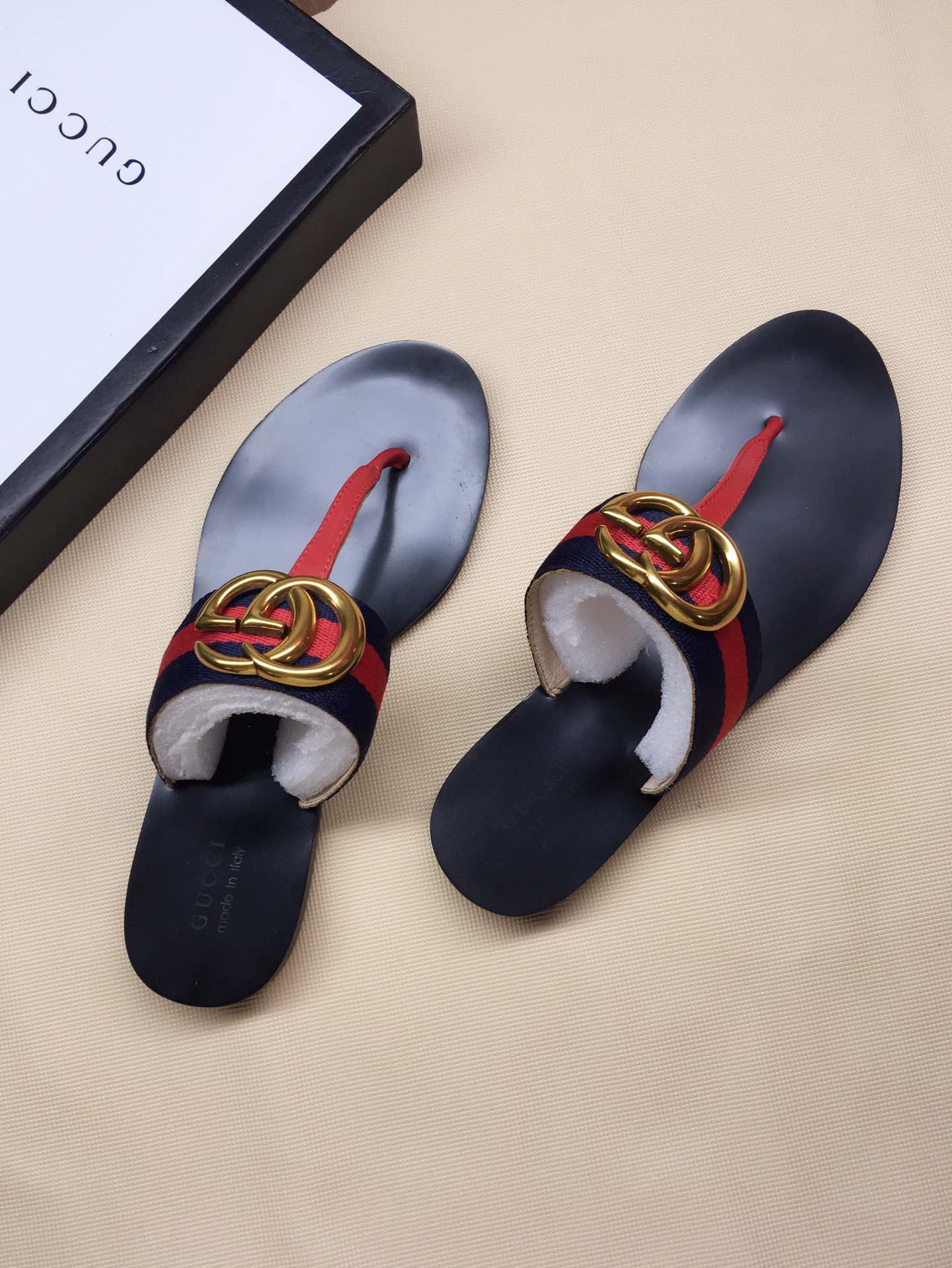 G*u*i marmont leather sandal red and blue 612138