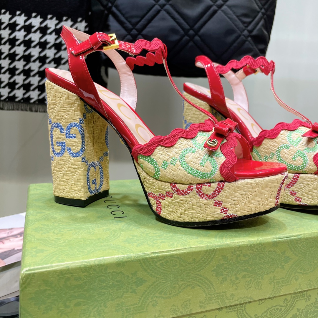 G*u*i sup*e platform sandals red 730022