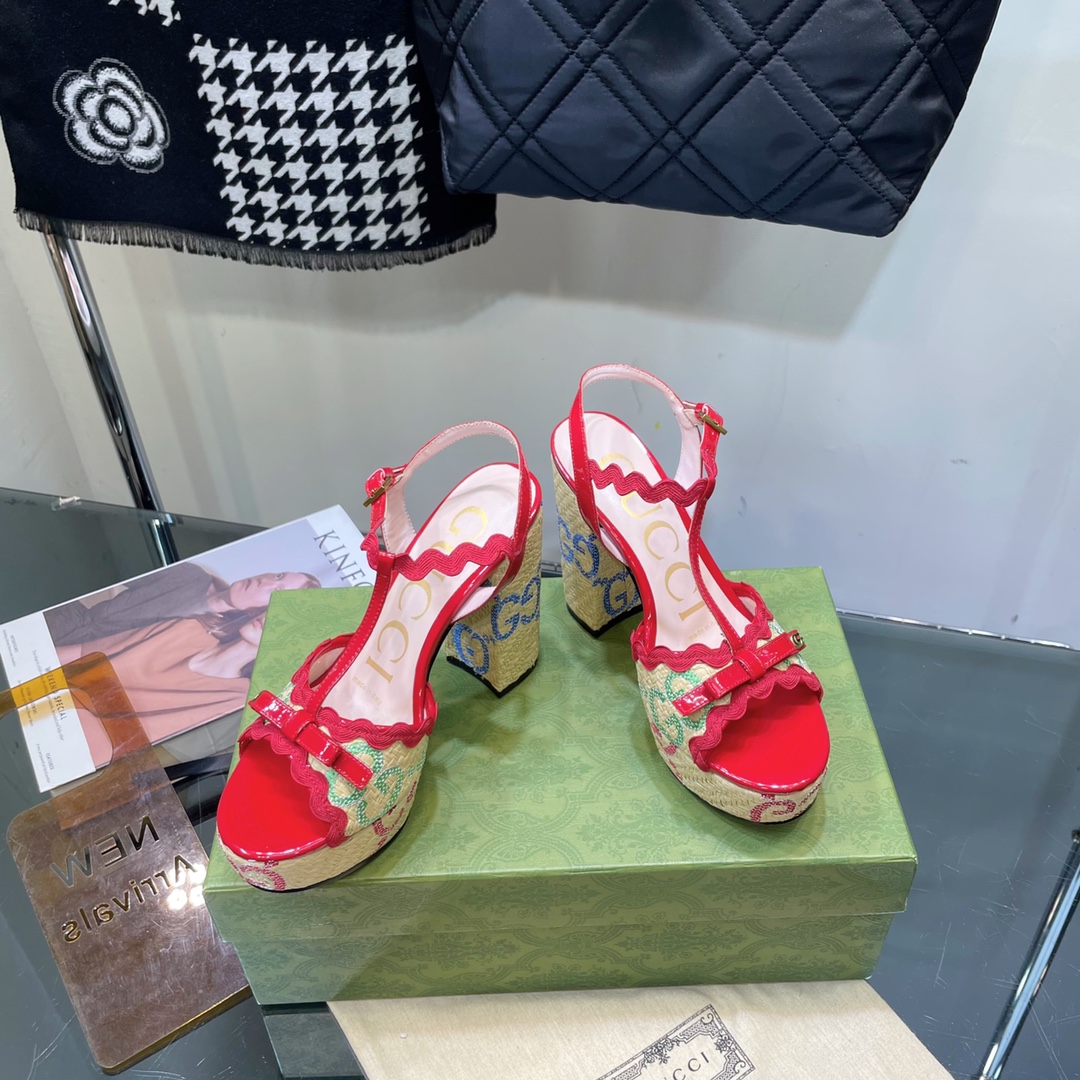 G*u*i sup*e platform sandals red 730022