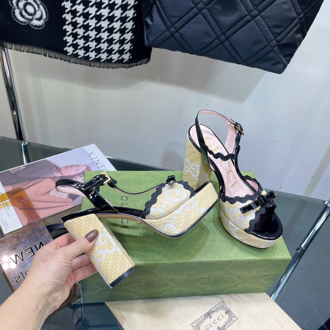 G*u*i sup*e platform sandals black 730022
