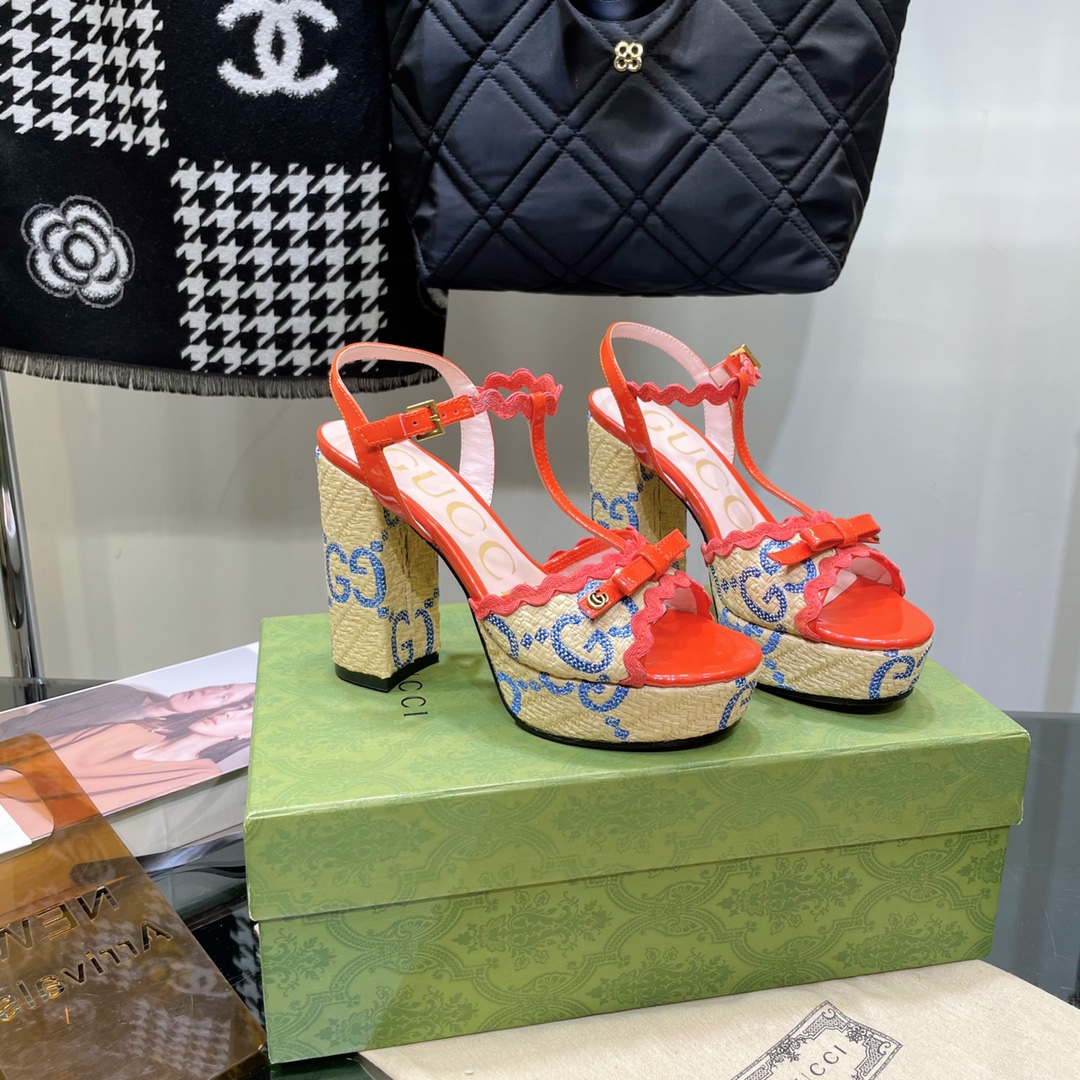 G*u*i sup*e platform sandals red 730022