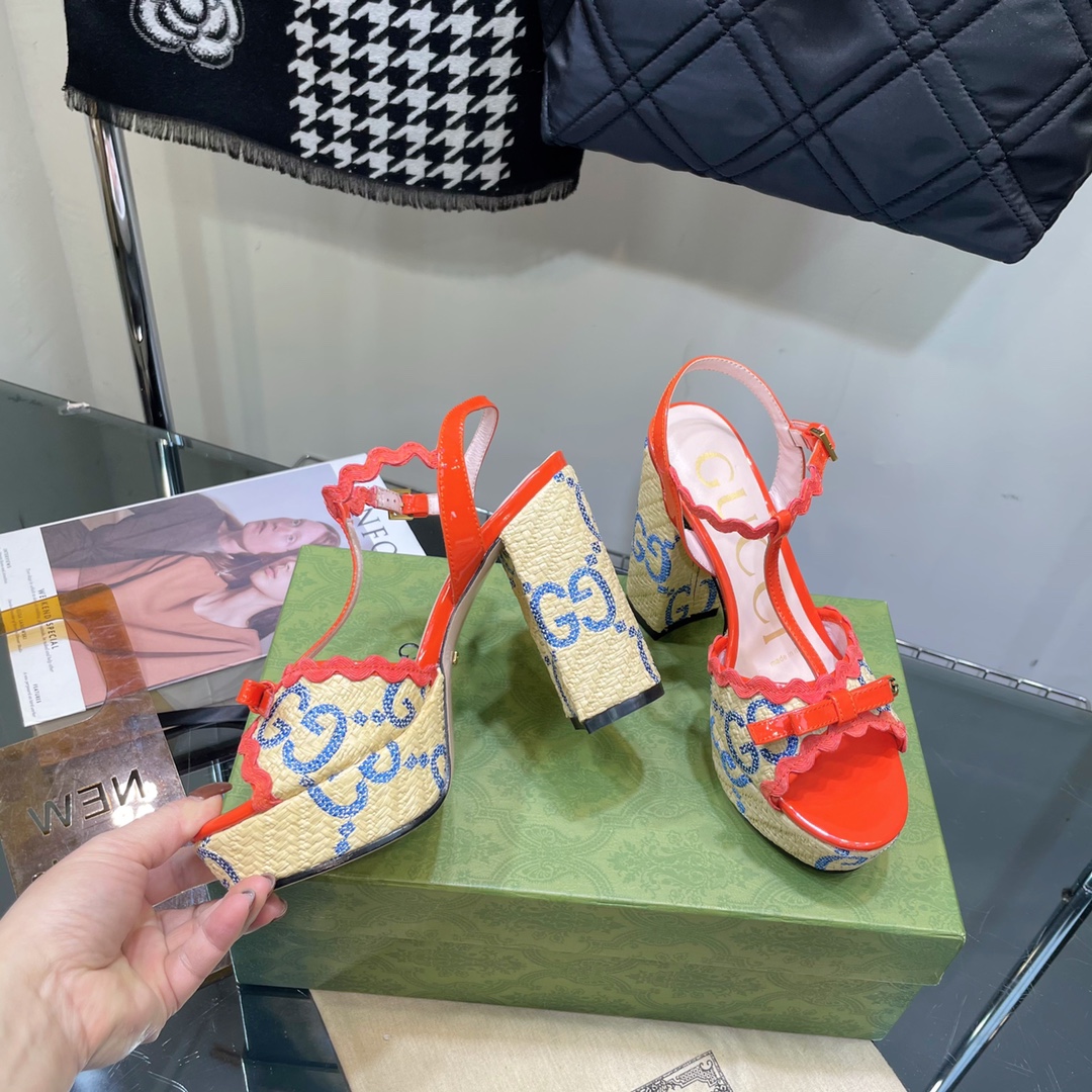 G*u*i sup*e platform sandals red 730022