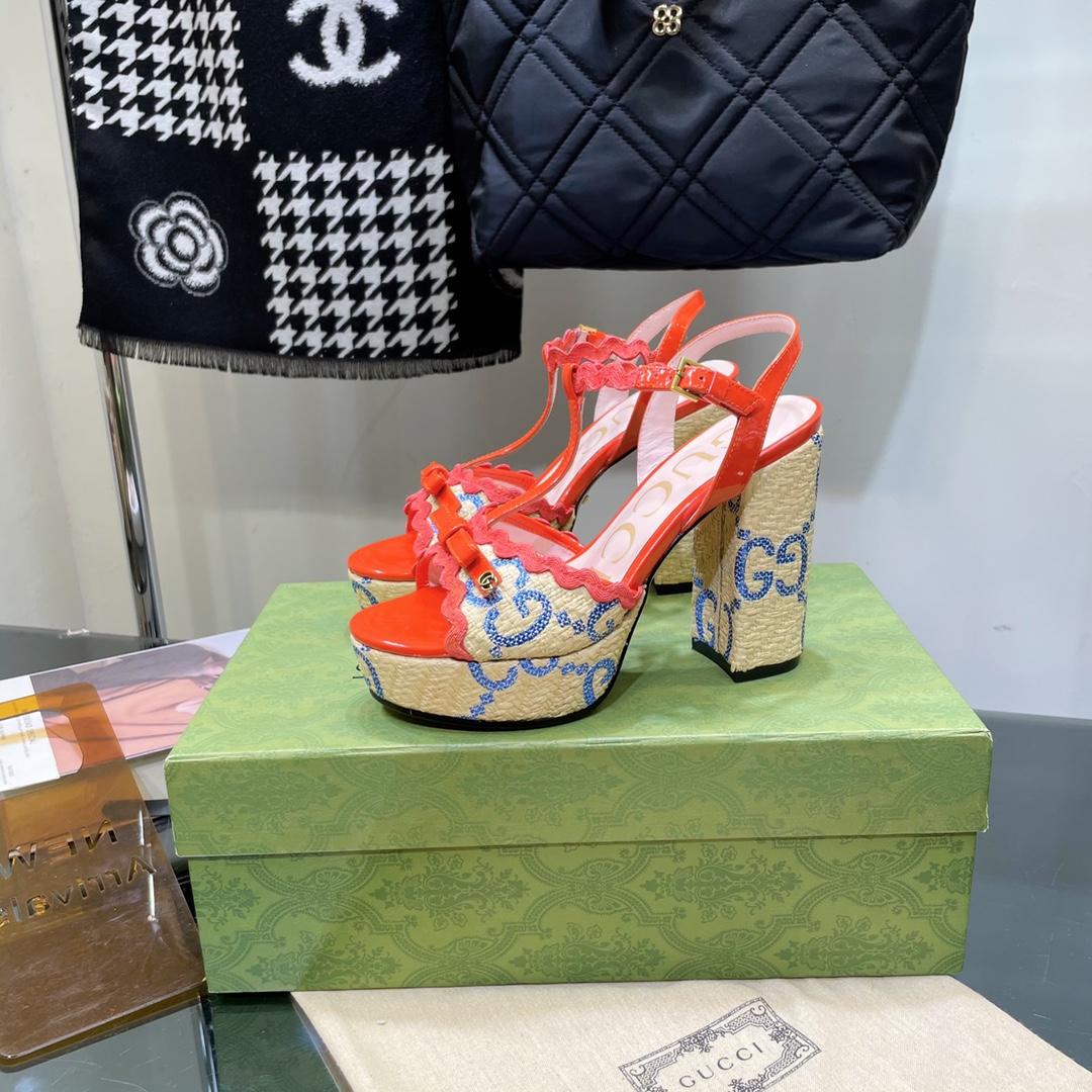 G*u*i sup*e platform sandals red 730022