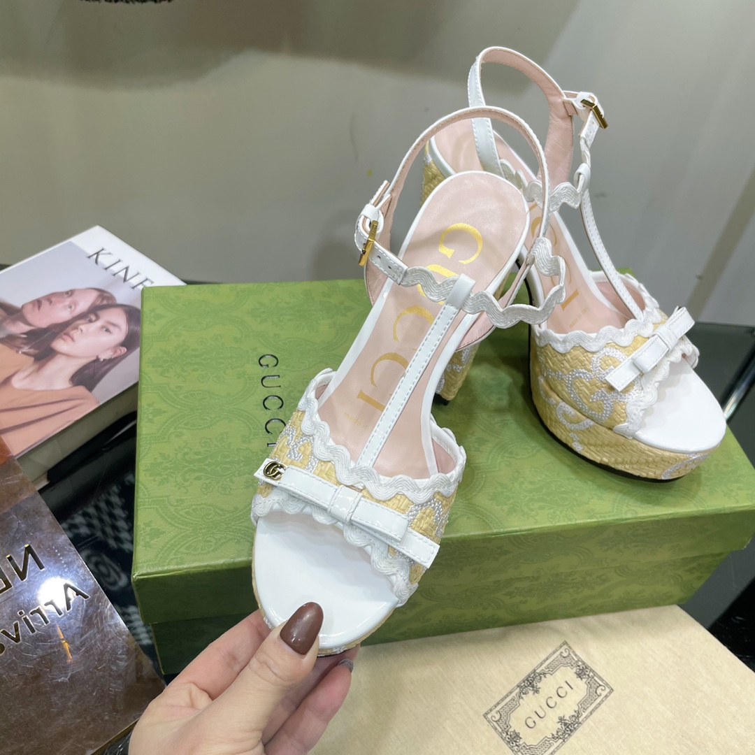 G*u*i sup*e platform sandals white 730022