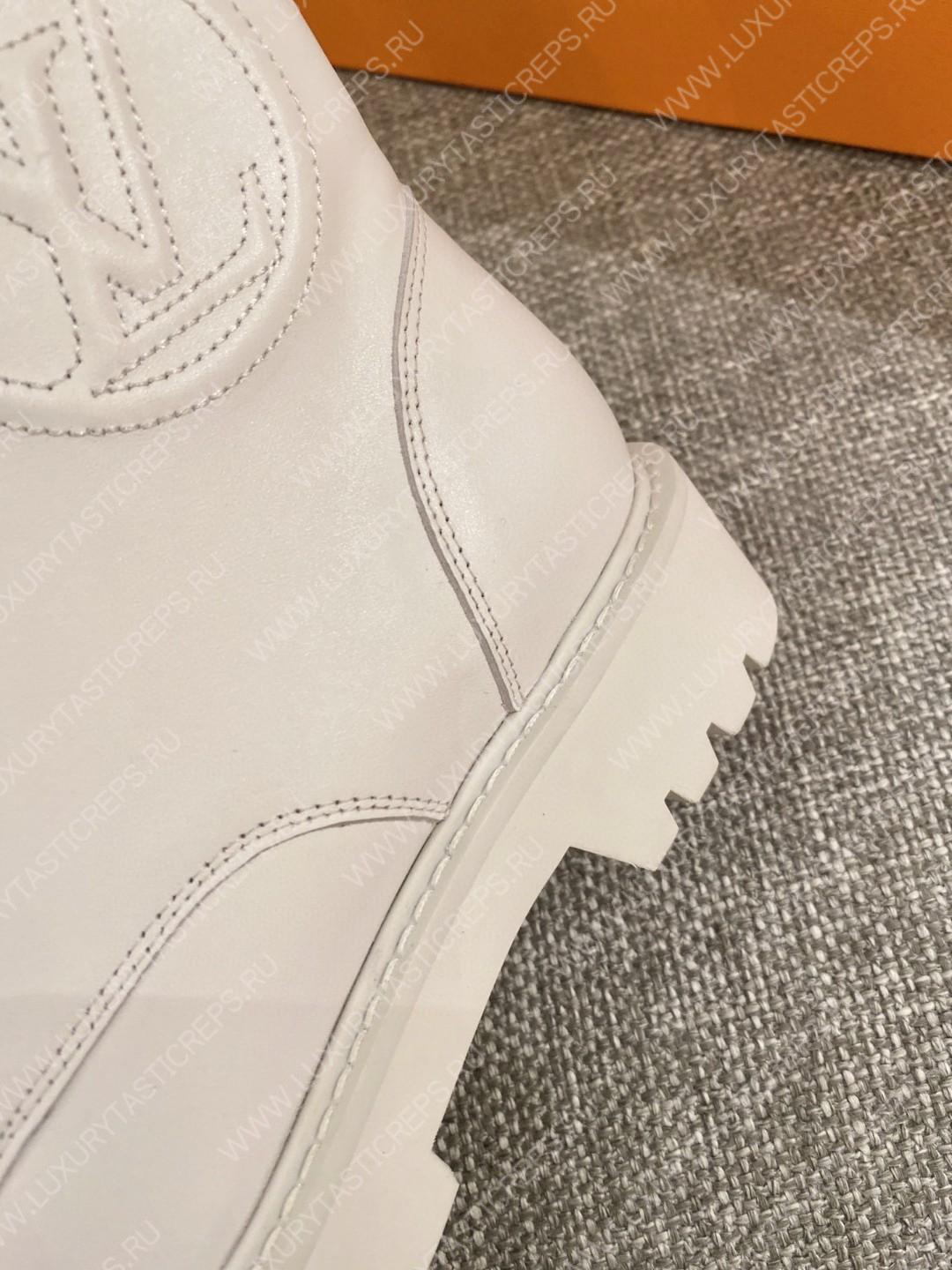 l**is V*t*n territory flat ranger white 1a94qk