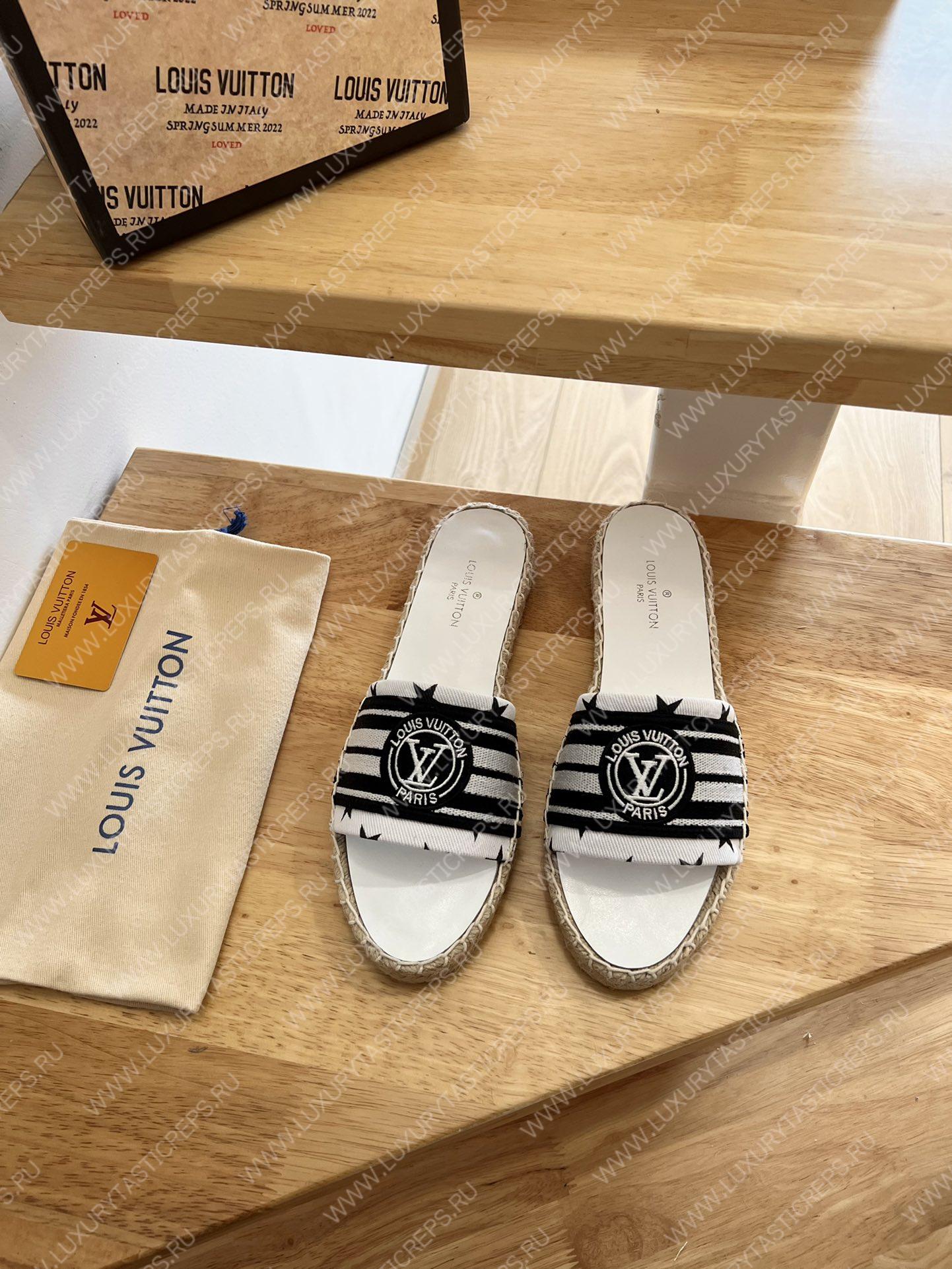 l**is V*t*n magnetic flat mule white and black 1aad6c