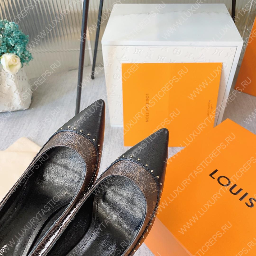 l**is V*t*n signature pumps black 1aacfh