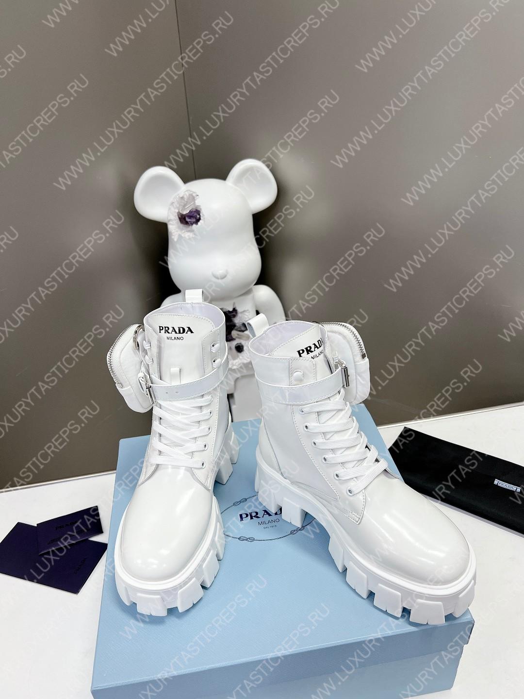 Pra*a monolith boots with pouch white 1t255m